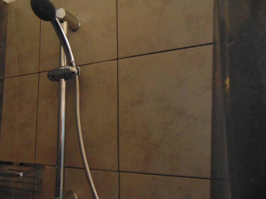 Metropolis A2 - Υπέροχη Ανακαινισμένη Σουίτα Διαμέρισμα Αθήνα Εξωτερικό φωτογραφία